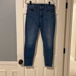 Mother Jeans The Looker Ankle Fray